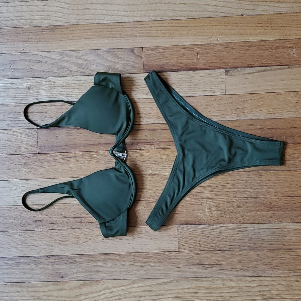 NWT green bikini size small
